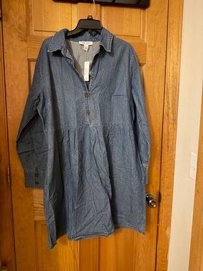 Nine West Light Blue Denim Button-Front Casual Shirt